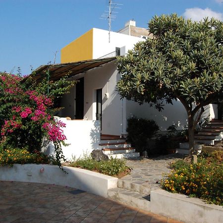Residence Hotel Baia Portinenti Lipari  Bagian luar foto