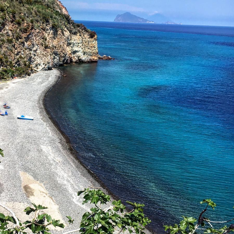 Residence Hotel Baia Portinenti Lipari  Bagian luar foto