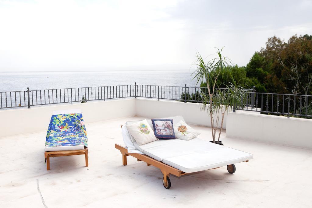Residence Hotel Baia Portinenti Lipari  Bagian luar foto